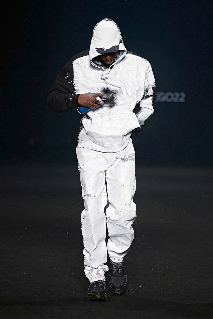 ASAMSE Look 18 — XV Strange