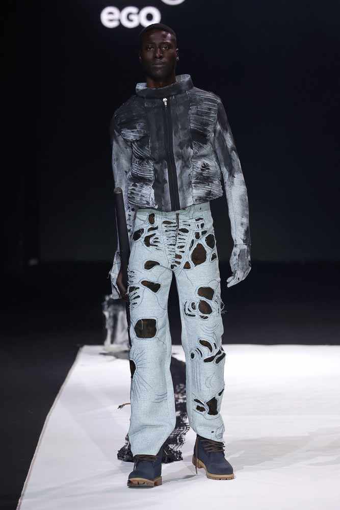 MOWANDE Look 01 — XV Strange
