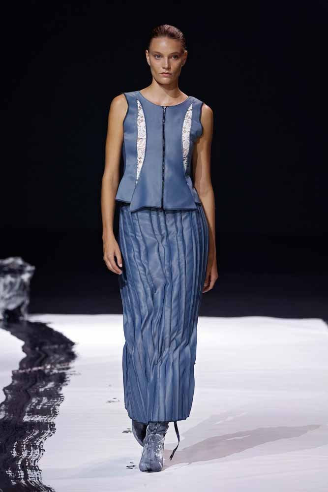 MOWANDE Look 16 — XV Strange