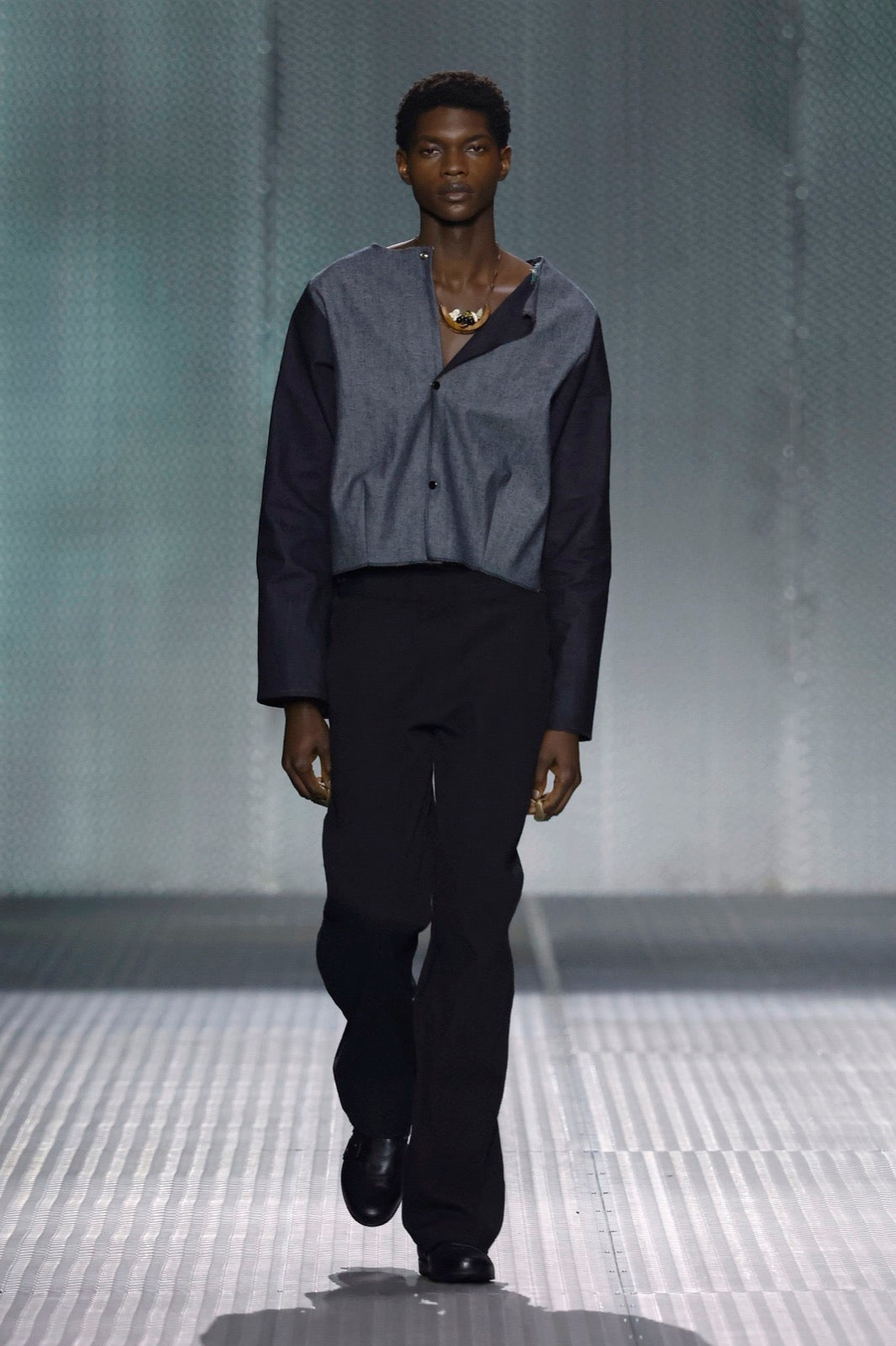 WOSONGLE Look 03 — XV Strange