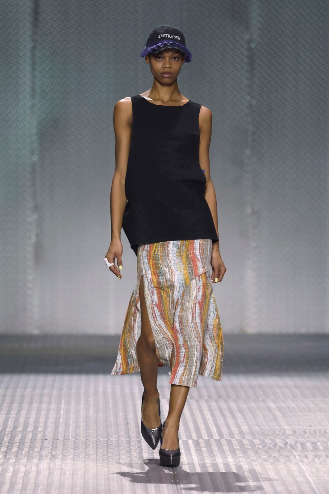WOSONGLE Look 06 — XV Strange