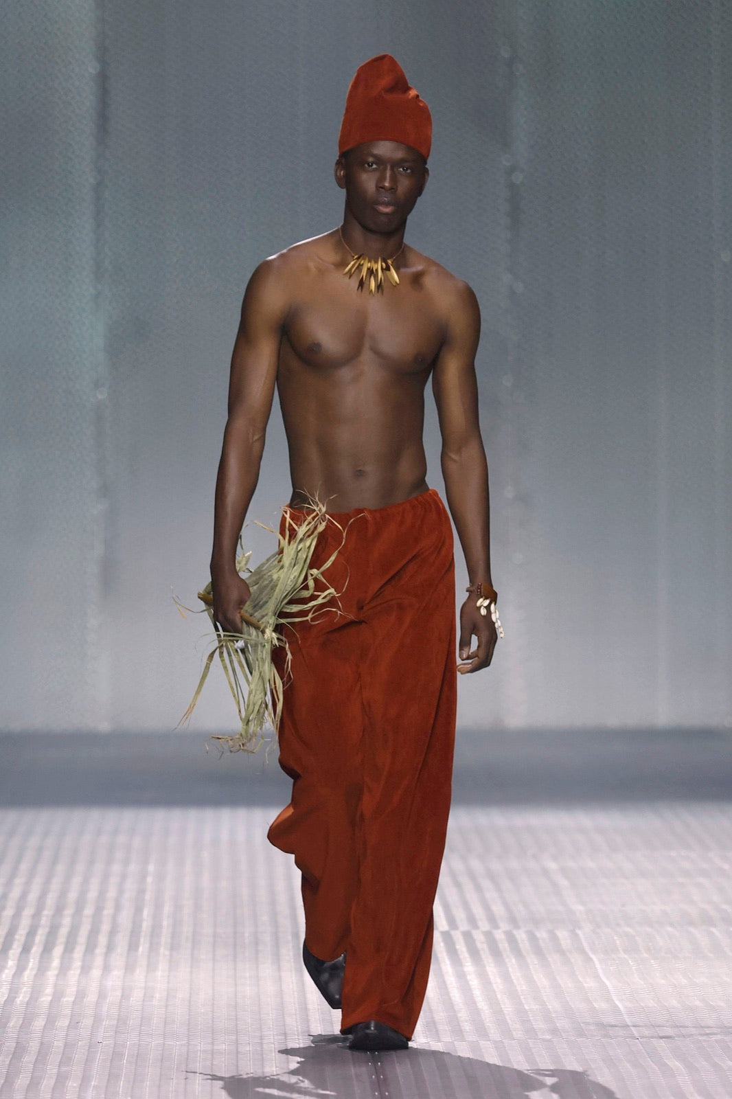 WOSONGLE Look 24 — XV Strange